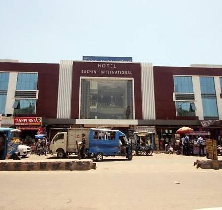 Hotel Sachin International, Haridwar Kankhal Extérieur photo